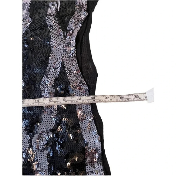 Bcbg Sequined shift dress. Deep V cut in the front. - Picture 10 of 11